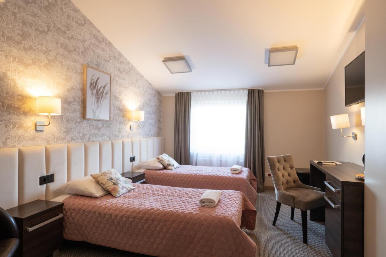 Zloty Staw Bed & Breakfast Borkowo  Exterior foto
