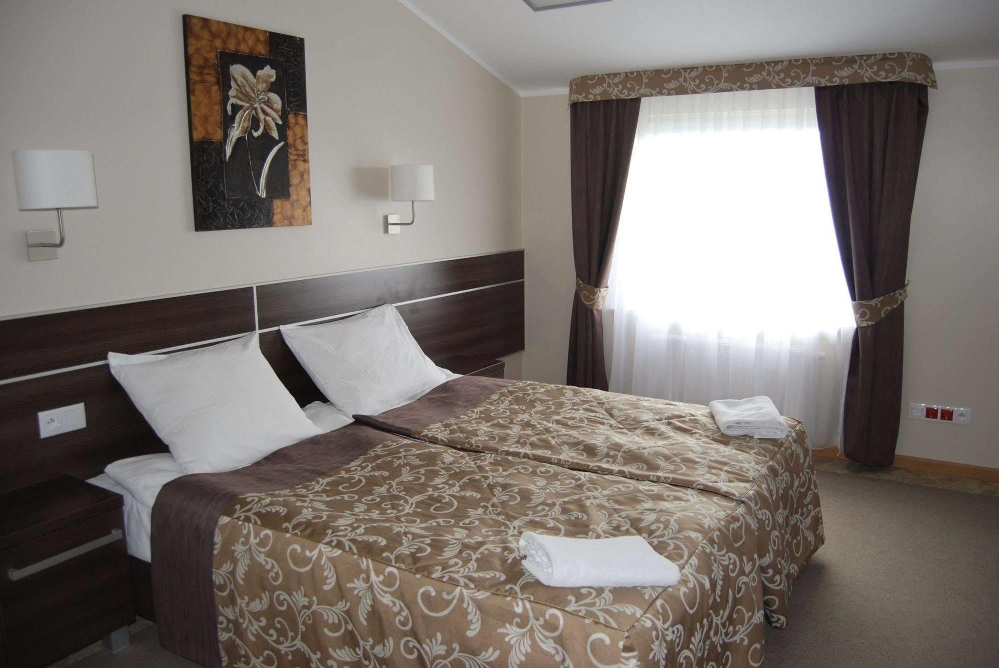 Zloty Staw Bed & Breakfast Borkowo  Exterior foto